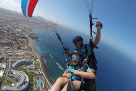 Vuelo en tándem en parapente de alto rendimiento en la zona sur de Tenerife