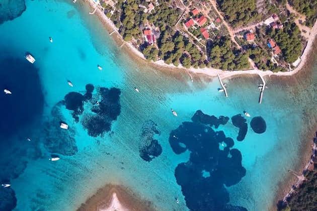Halvdagstur med motorbåt till tre öar från Trogir