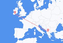 Flyreiser fra Ohrid, Nord-Makedonia til Kork, Irland