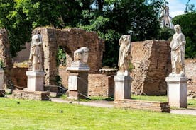 3-Hour Guided Tour: Women in Ancient Rome with Colosseum Forum & Palatine Hill