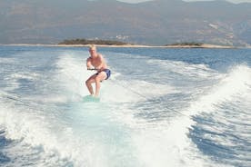 Aventura de wakeboard y tubing