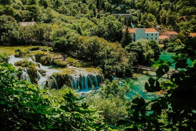 Visite des cascades de Krka et de Trogir au départ d'Omiš