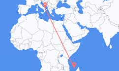 Flyrejser fra Mamoudzou, Frankrig til Bari, Italien