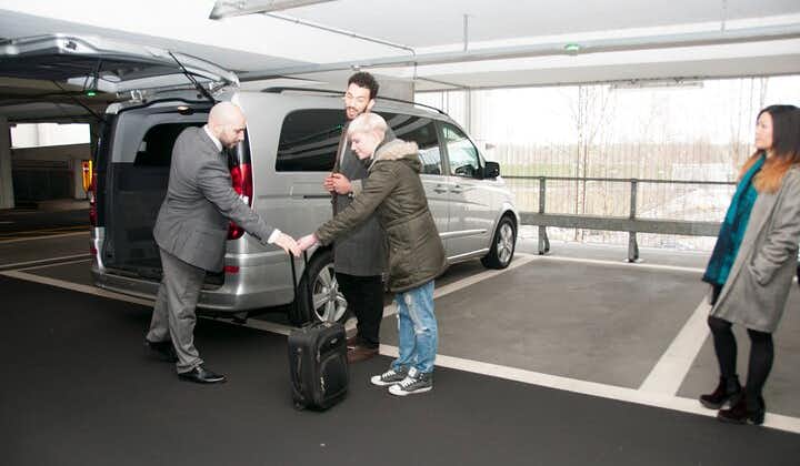 London Gatwick (LGW) Airport Arrival Shared Transfer - Airport to Hotel