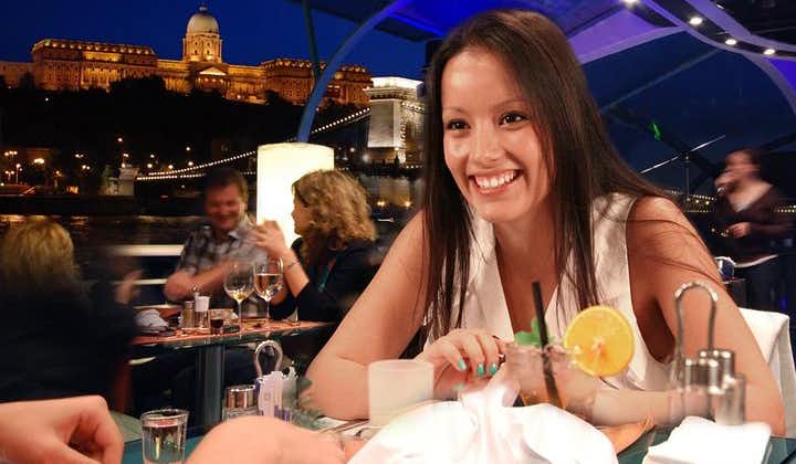 Cruise met diner bij kaarslicht door Legenda Cruises, Boedapest