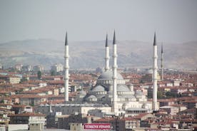 Tour privato a piedi di Ankara con una guida professionale