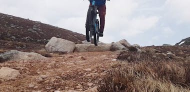 Exploración privada de Cairngorm Munros en bicicleta de montaña