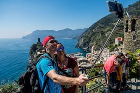 Tagesausflug nach Cinque Terre ab Florenz mit optionaler Wandertour