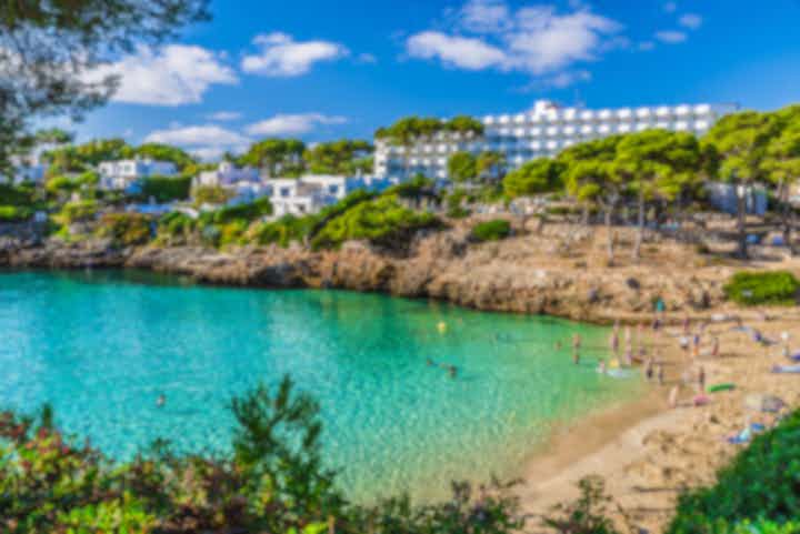 Hotels & places to stay in Cala D'or, Spain