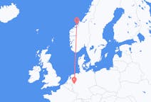 Flyreiser fra Kristiansund, Norge til Düsseldorf, Tyskland