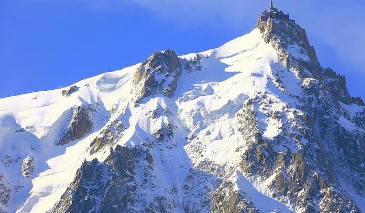 Excursion d'une journée à la station de ski de Chamonix au départ de Genève, avec promenade en téléphérique vers l'Aiguille du Midi en option