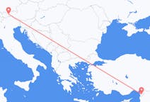 オーストリアのインスブルックからから、トルコのハタイ県までのフライト
