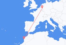 Fly fra Essaouira til Maastricht