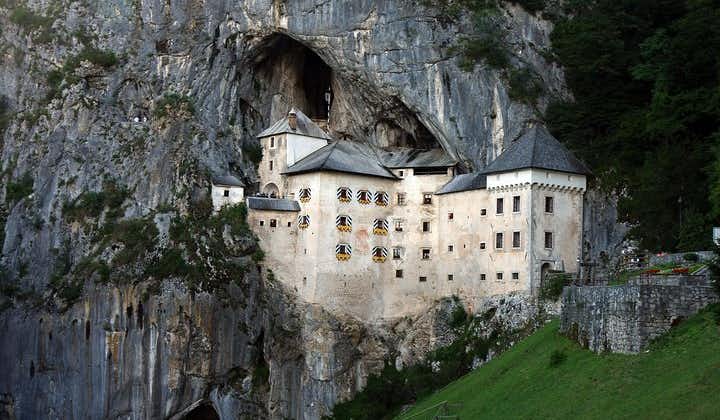 Slovenien på en dag: liten gruppresa till sjö Bled, Postojna grotta och Predjama slott från Ljubljana