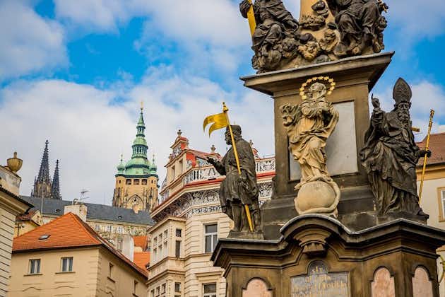 Tour privado a pie por la Catedral de San Vito y el Castillo de Praga