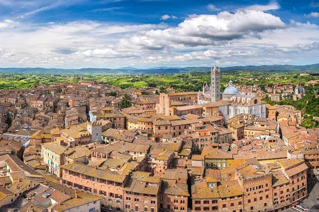 Siena och San Gimignano och Chianti vin Liten Gruppresa från Lucca