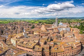 Siena och San Gimignano och Chianti vin Liten Gruppresa från Lucca