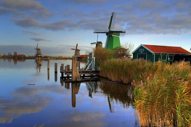 Excursión a los molinos de viento de Zaanse Schans y Volendam para grupos pequeños desde Ámsterdam