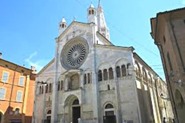 Private Modena Tour of City Highlights with Top-Rated Local Guide
