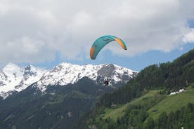 滑翔伞冒险，包括在 Stubaital 的 Neustift 的视频