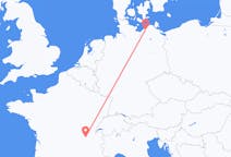 Flyrejser fra Lyon, Frankrig til Rostock, Tyskland