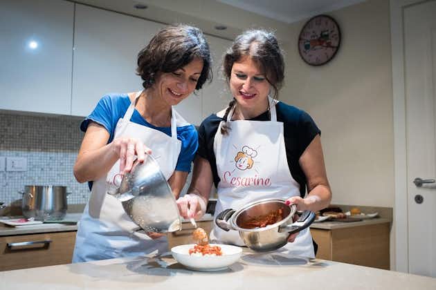 Cesarine: Hjemmematlagingskurs og måltid med en lokal i Venezia