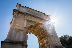 Skip the Line: Colosseum Small Group Tour with Roman Forum & Palatine Hill 