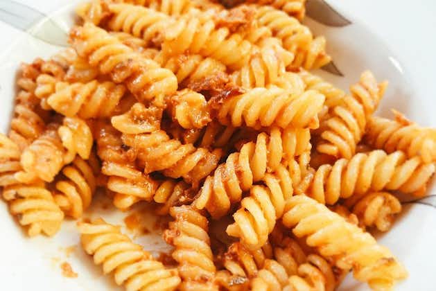 Dagtocht: Pasta kookcursus met lunch + paardrijden