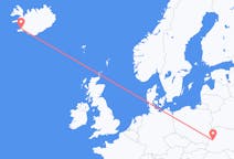 Vluchten van Lviv, Oekraïne naar Reykjavík, IJsland