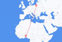 Flyreiser fra Cotonou, Benin til Warszawa, Polen