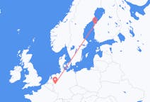 Fly fra Vasa til Düsseldorf