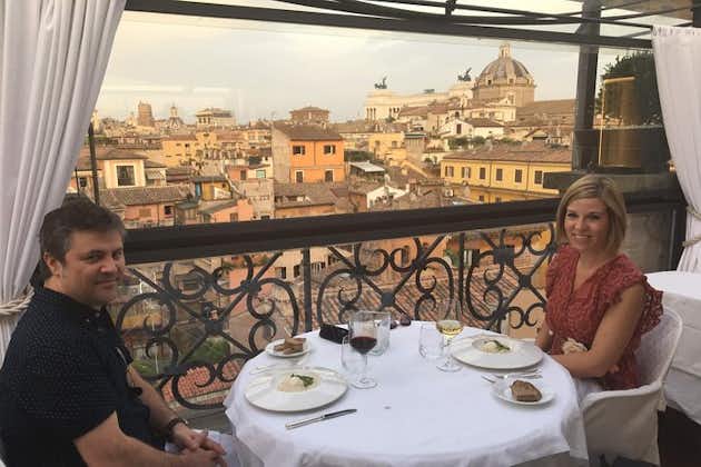Auf den Dächern Roms bei Nacht Essen mit Abendessen, Cocktails und geführten Besichtigungen