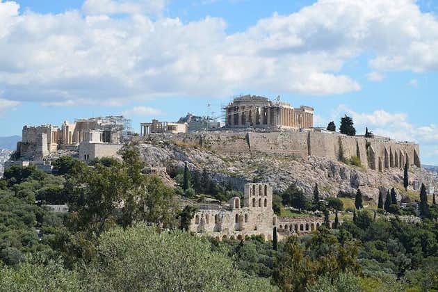 Private local tour of the Acropolis Hill and the New Acropolis Museum