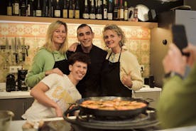 Interaktiv spansk matlagningsupplevelse i Barcelona