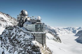 Excursión de 2 días a Top of Europe Tour de Jungfraujoch desde Lucerna: Interlaken o Grindelwald