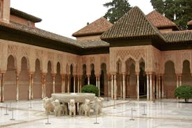 Alhambra: Nasrid Palaces & Generalife Billet med Audioguide