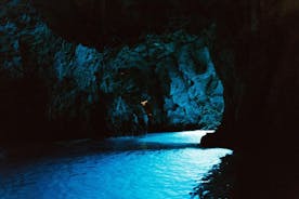 Blaue und grüne Höhle, private Schnellbootfahrt