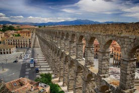 Segovia Walking Private Tour 3 timmar med biljetter ingår