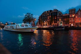 ピザとドリンクを含むアムステルダムの夜の運河クルーズ