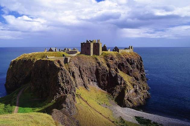 Guía turística italiana de los castillos escoceses de Glamis y Dunnottar