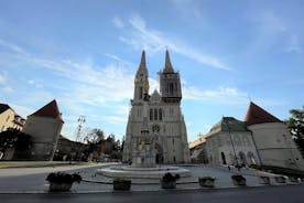 Voel de hartslag van de stad - Wandeltocht door kleine groep door Zagreb met kabelbaan