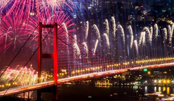 Istanbul New Year Party Cruise trough Bosphorus