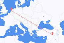 Flyreiser fra Mardin, Tyrkia til Amsterdam, Nederland