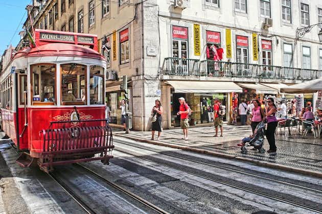 Tour privado de 4 horas por la ciudad de Lisboa con conductor y guía oficial con recogida en el hotel