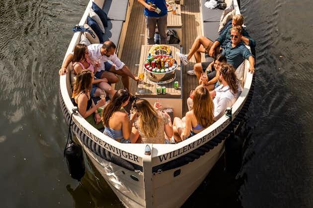 Amsterdam: Covered Canal Booze Cruise with Unlimited Drinks