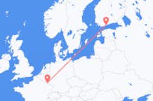 从赫尔辛基飞往卢森堡的航班