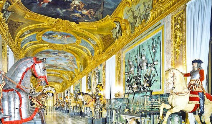 Überspringen Sie die Tour durch den Königspalast von Turin mit der Holy Shroud Chapel, Armory & Gardens