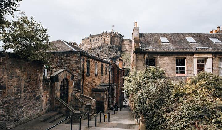 Edinburgh: Old Town's Highlights Walking Tour
