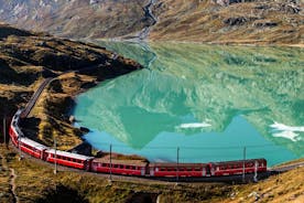 Bernina Red Train Experience mit dem Zug von Lecco - Varenna