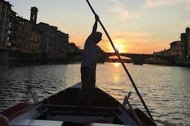 Crociera in barca al tramonto a Firenze con prosecco a bordo